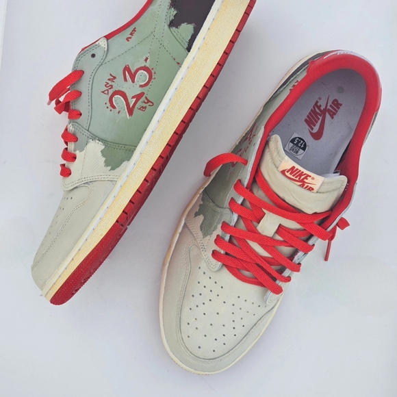 1 of 1 custom AJ1 - Picture 5 of 6